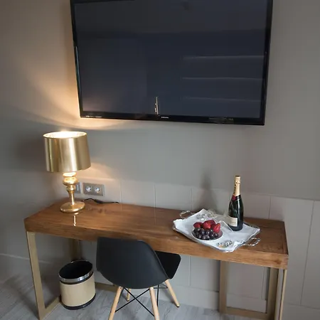 Art Hotel 3*