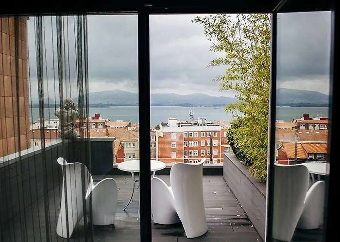 Hotell Art (adults Only)