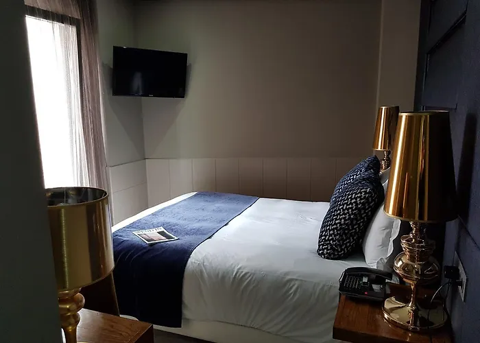 Hotel Art (adults Only)